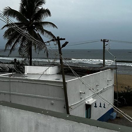Le'Sap Beach Resort Pondicherry Exteriör bild