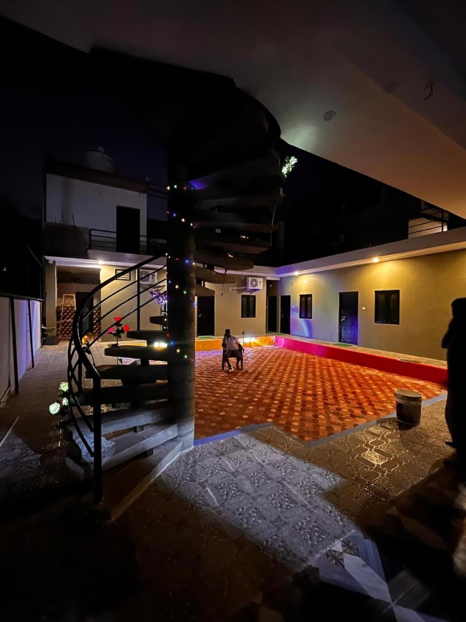Le'Sap Beach Resort Pondicherry Exteriör bild