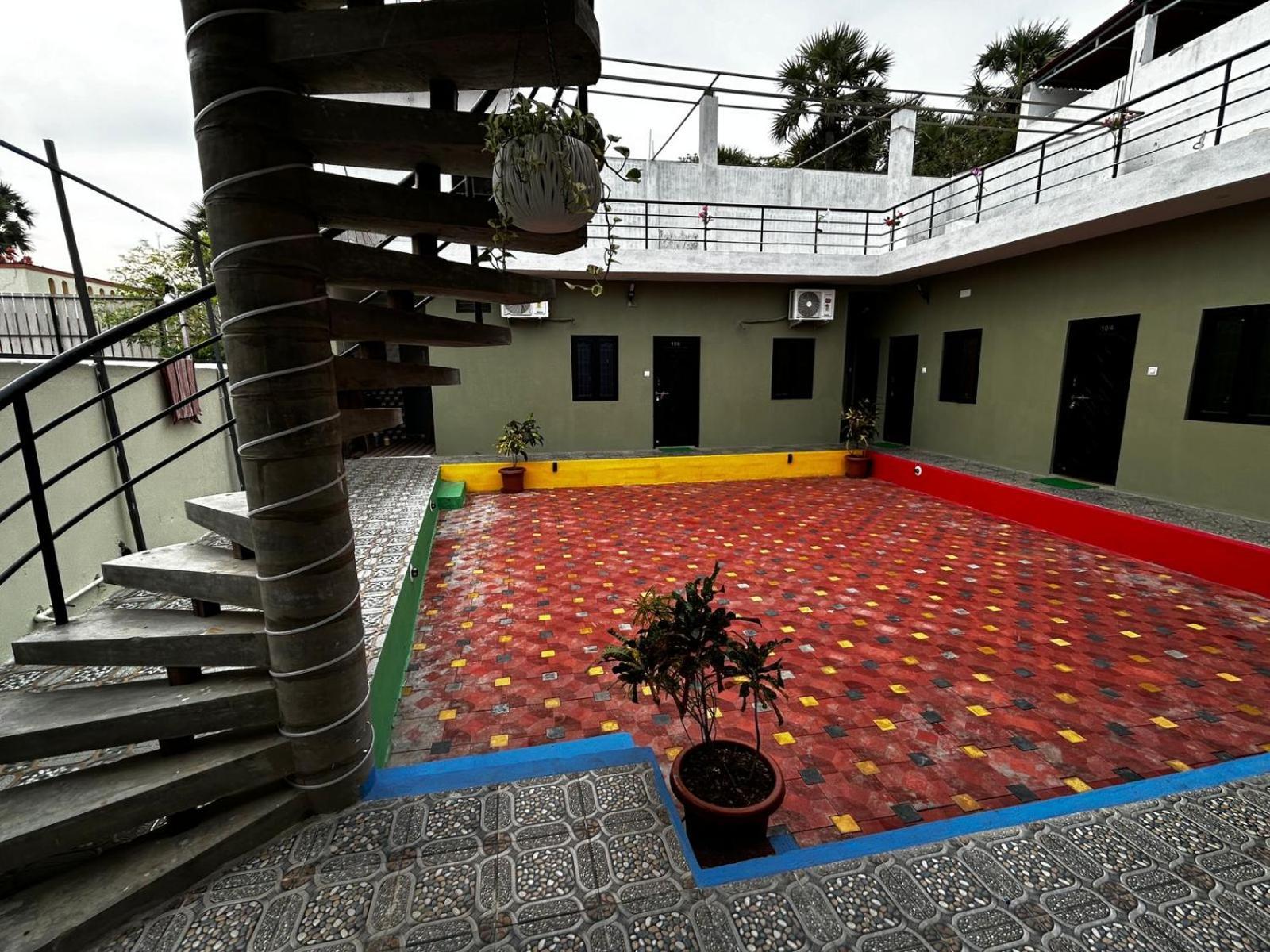 Le'Sap Beach Resort Pondicherry Exteriör bild