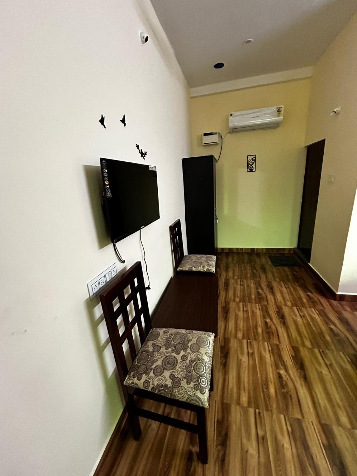 Le'Sap Beach Resort Pondicherry Exteriör bild